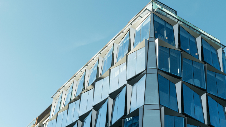 Delivering Multi Site Data Centre Exit and ITAD Across APAC